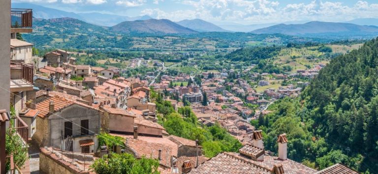 Tagliacozzo borghi Abruzzo borgo medievale